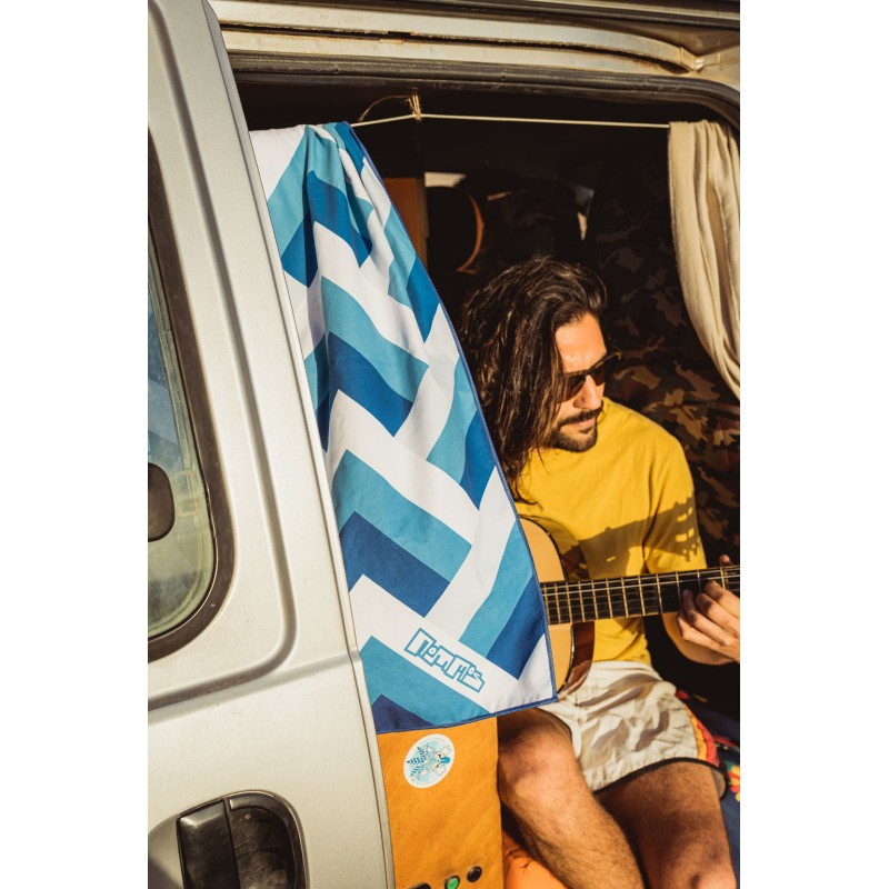 NOMMOS BREEZE FROM GREECE