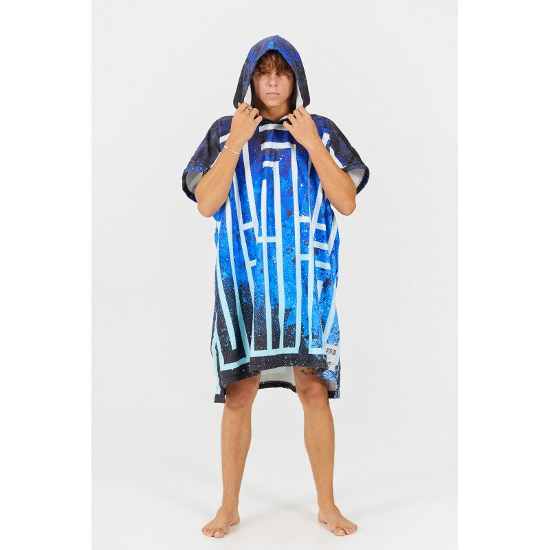 Poncho Artist Series – Atlas