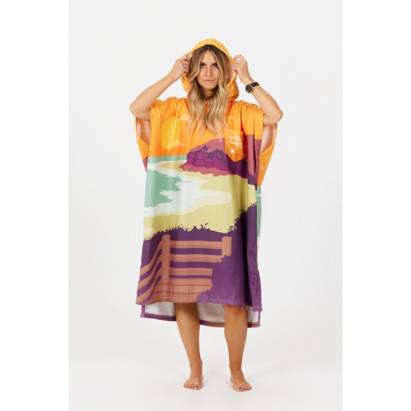 Poncho Destination - Bells Beach